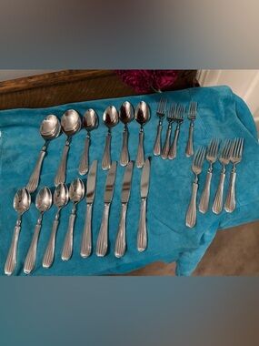 PFALTZGRAFF Stainless Steel (KAYLA) 18/10 ~ 22 pieces of Silverware